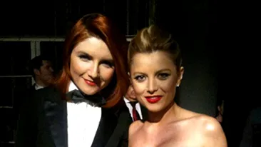 Poza de colectie! Alexandra Ungureanu alaturi de Elena Gheorghe pe covorul rosu!