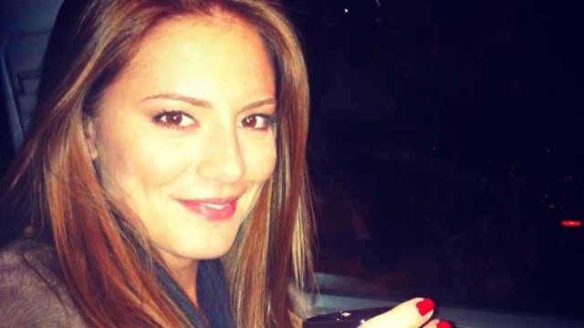 Una dintre cele mai sexy vedete de la noi tocmai a nascut! Vezi aici prima fotografie cu proaspata mamica si cu bebelusul ei