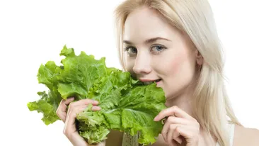 Scapa de viroze cu salata verde si miere!