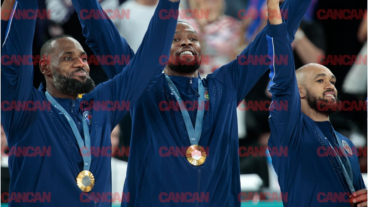SUA, campioană olimpică la baschet a 5-a oară consecutiv! Vedetele s-au înghesuit să prindă un loc în tribune la marele meci FOTO