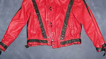 Jacheta purtata de Michael Jackson in videoclipul Thriller va fi scoasa la licitatie!