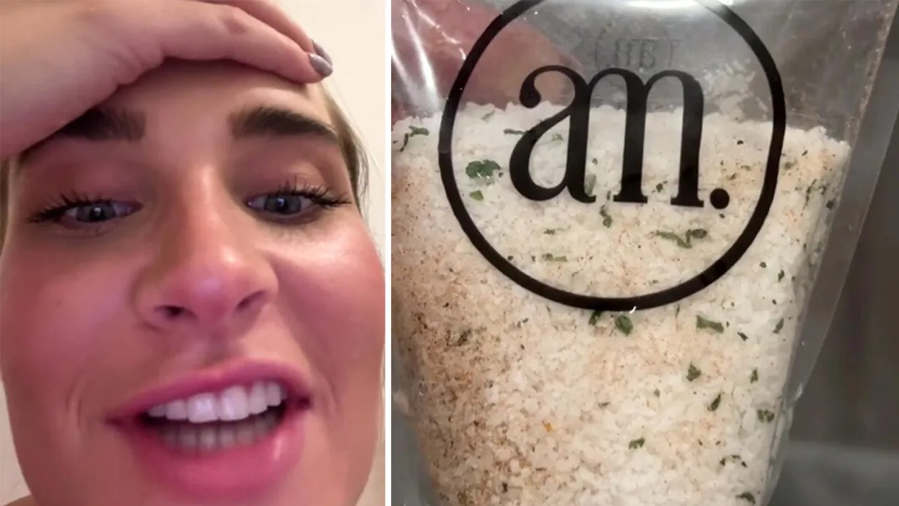 Tânăra din imagine a crezut că a cumpărat săruri de baie, dar a trăit șocul vieții. Ce se afla în pungă și în ce a făcut baie, de fapt