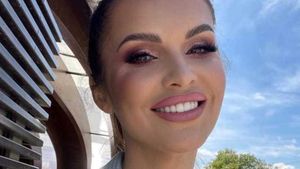 Care au fost ultimele mesaje postate de Iulia pe rețelele de socializare. Femeia care s-a sinucis împreună cu cei doi copii ai săi ar fi fost cam ”abătută”, spun vecinii