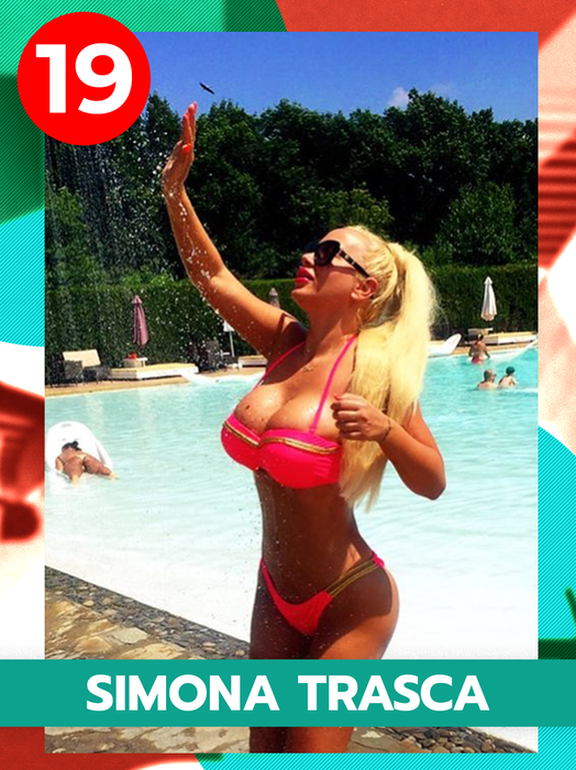 TOP sexy-vedete care au făcut show pe plajă! Anna Lesko și Alexandra Stan au dat startul: Cu berica-n buzișoare!