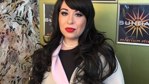 OANA ROMAN, decolteu generos în noaptea de Revelion! Ţinuta vedetei a atras atenţia tuturor