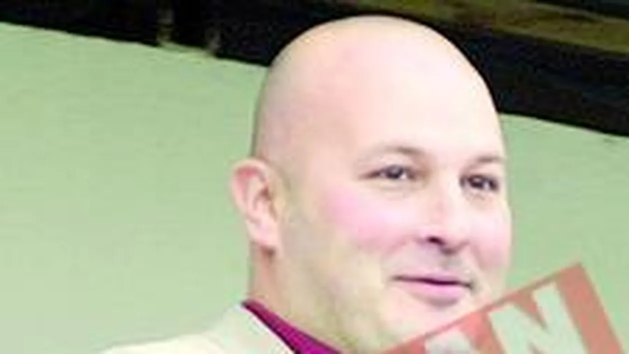 Au de luat cate 15.000 de lei