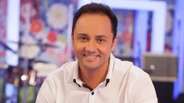 Te credeam bărbat serios! Măruta, fotografiat in culisele Dansez alaturi de Catrinel Menghia! Vezi ce-i face manechinul