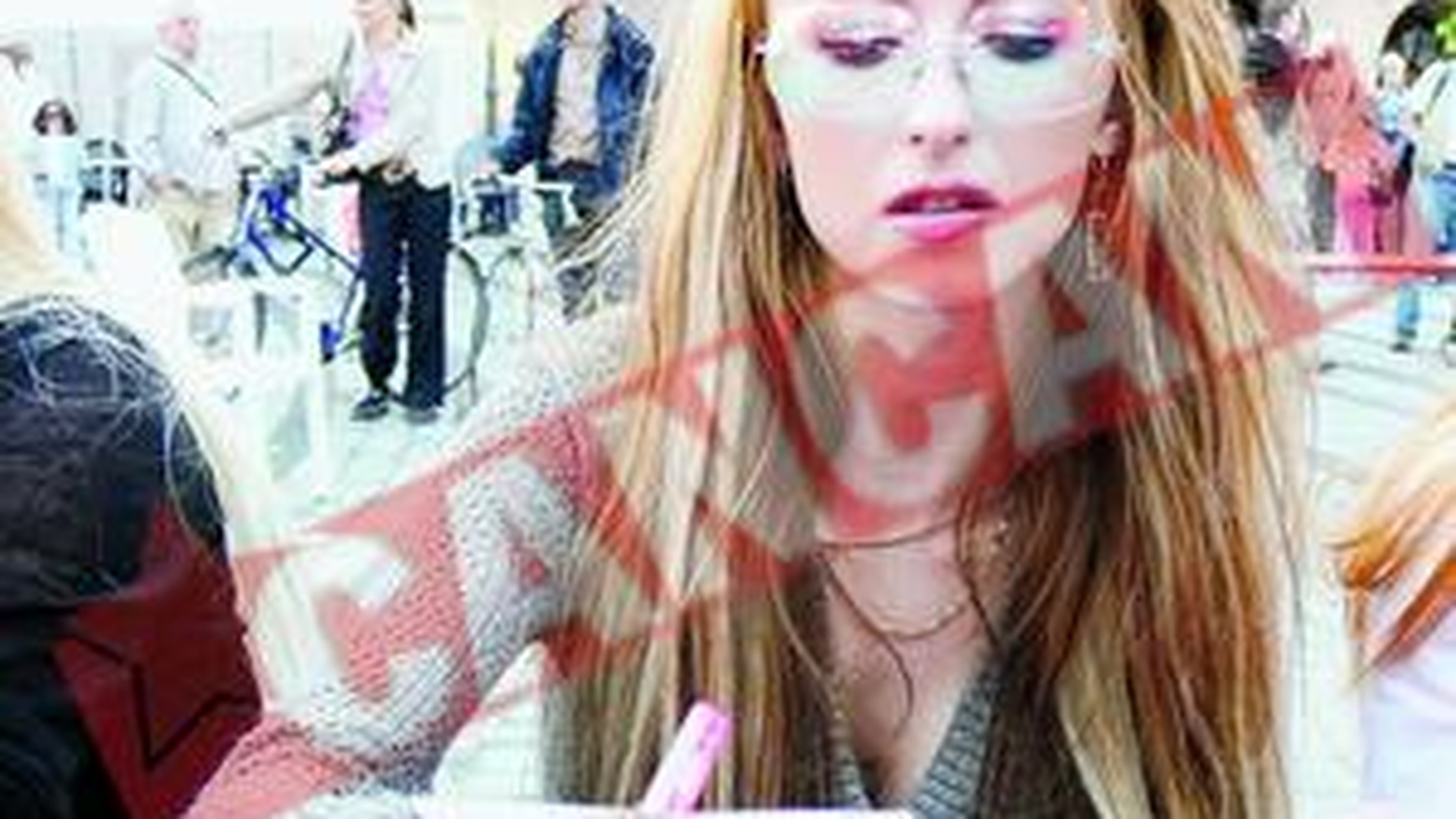 Andreea Balan cere bani de la copii pentru autografe