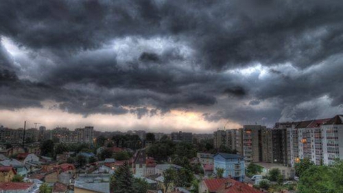 A fost emis COD GALBEN de furtună şi grindină!