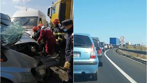 Accident cu 8 victime în Prahova. Un TIR și două dubițe s-au izbit. FOTO