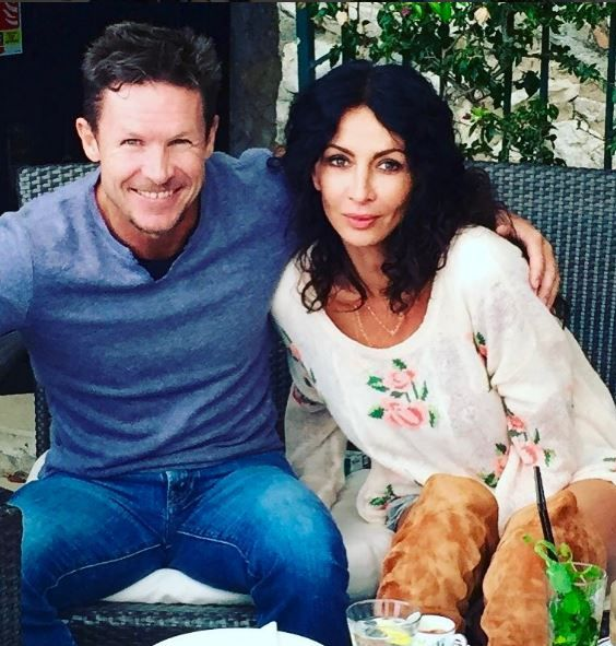 Ce o oprește pe Mihaela Rădulescu să ajungă în fața altarului? Previziunile pe care Carmen Harra le-a făcut despre relația vedetei cu Felix Baumgartner