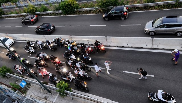 Trapperul „351 Bratan” a fost expulzat din Italia după ce a filmat un videoclip în public. Cu ce a supărat autoritățile locale