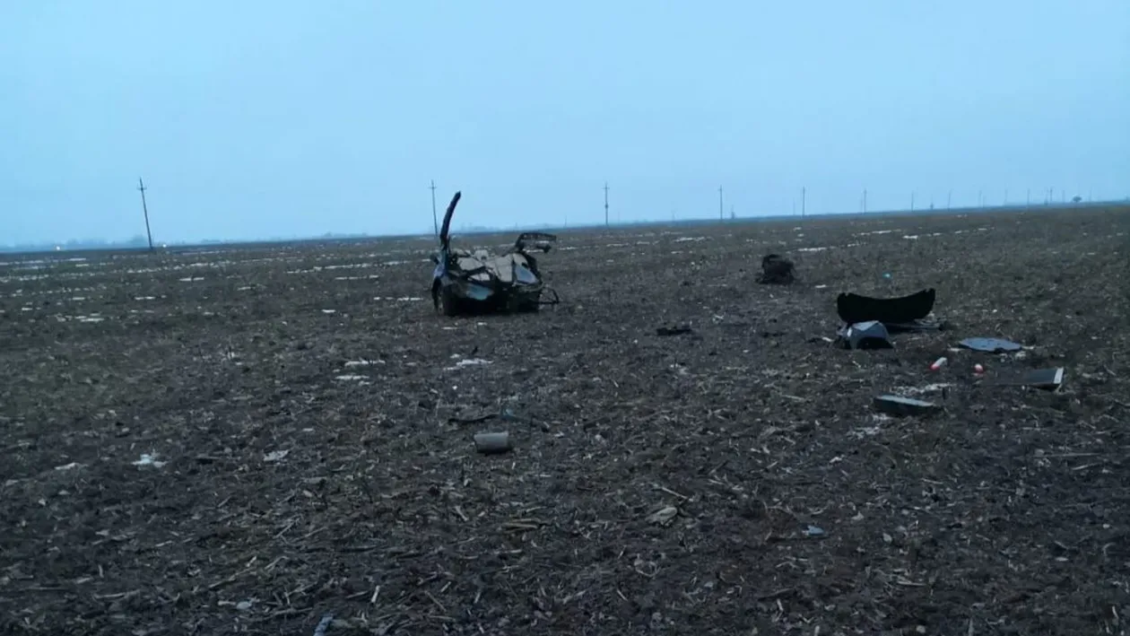 Accident cumplit în Teleorman. Patru persoane au murit după ce au intrat cu BMW-ul într-un copac | VIDEO