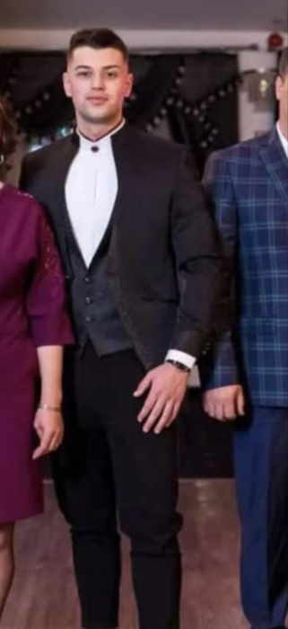 Cum arăta Teo Cosmin de la Insula iubirii 2025 pe vremea când nu avea fațete sau mușchi. Fanii Antena 1 nu l-ar fi recunoscut