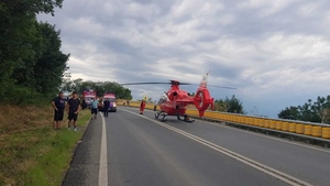 Un microbuz plin cu oameni a fost implicat într-un accident grav. A fost activat planul roşu în Giurgiu