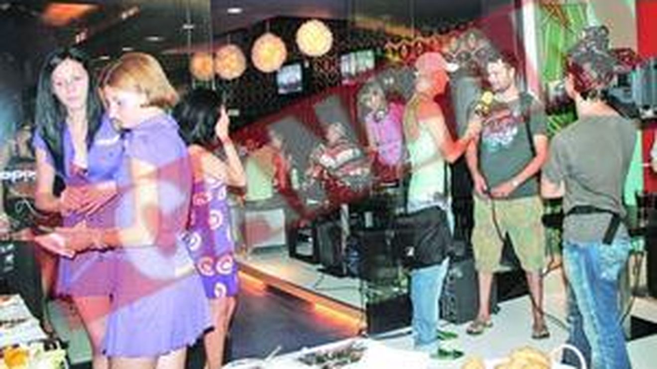 B1 TV lanseaza o replica la "Surprize-surprize"