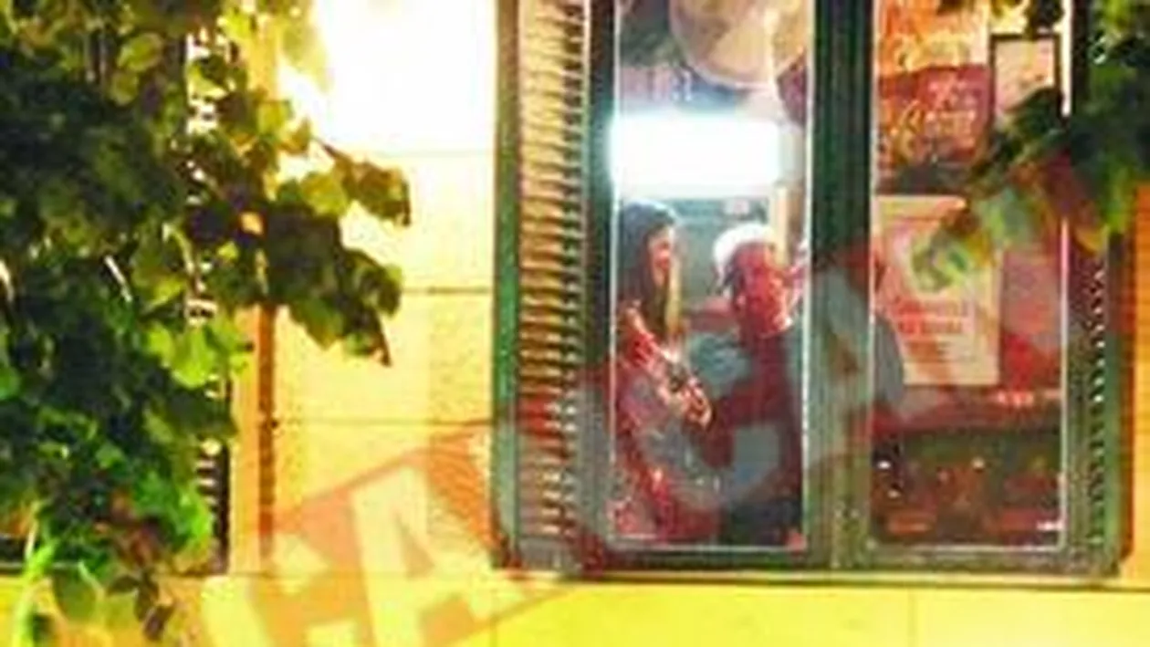 Au inceput sa iasa iar separat