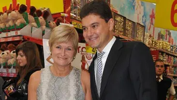 Poliţiştii au intrat în alertă…Naşa l-a ”corupt” la un şpriţ pe Cristian Boureanu!