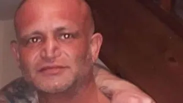 Acest bărbat a consumat cocaină timp de 25 de ani. E absolut șocant, începuse să-i pice bucăți din nas