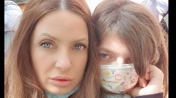Adela e din nou hărțuită! Mama ei a deschis ancheta și cere, disperată, ajutor: ”Poate datele astea ajută Poliția!”