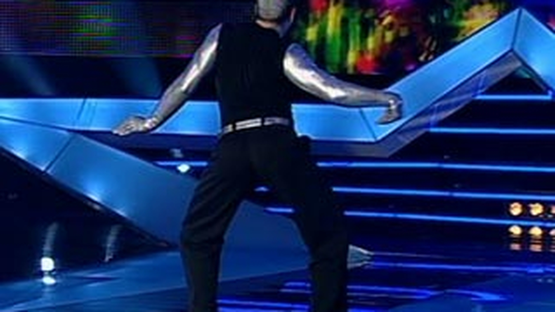 VIDEO Mihai Petraiche a pus juriul intr-un mare impas! Mihai Petre: "Te iubesc si pe tine si pe Cristian Gog. Sunt foarte fericit ca am avut ocazia sa te vad atat de aproape. Nu mai exista un roman ca tine"