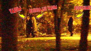 Vadim Tudor, filmat noaptea in parc alaturi de o blonda cu picioare lungi! Bodyguarzii au facut tot posibilul sa nu fie "prins"!