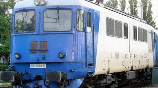 Un batran din Radauti a fost calcat de tren cand vorbea la telefon!
