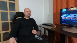 Scene uluitoare la o nuntă! Manelist celebru, încuiat în lada frigorifică, după ce a fost amenințat cu o sabie VIDEO