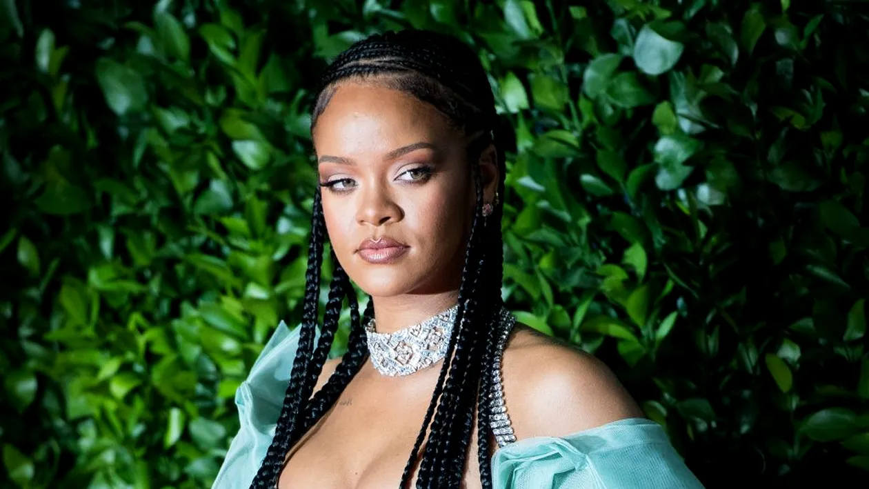 Imaginile care i-au îngrijorat pe fani! Rihanna, plină de vânătăi și zgârieturi pe față. Ce a pățit celebra cântăreață