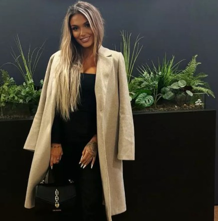 Ella Vișan nu mai arată așa cum o știai. Fanii au taxat-o dur: “S-a îngrășat de la atâta asumare”