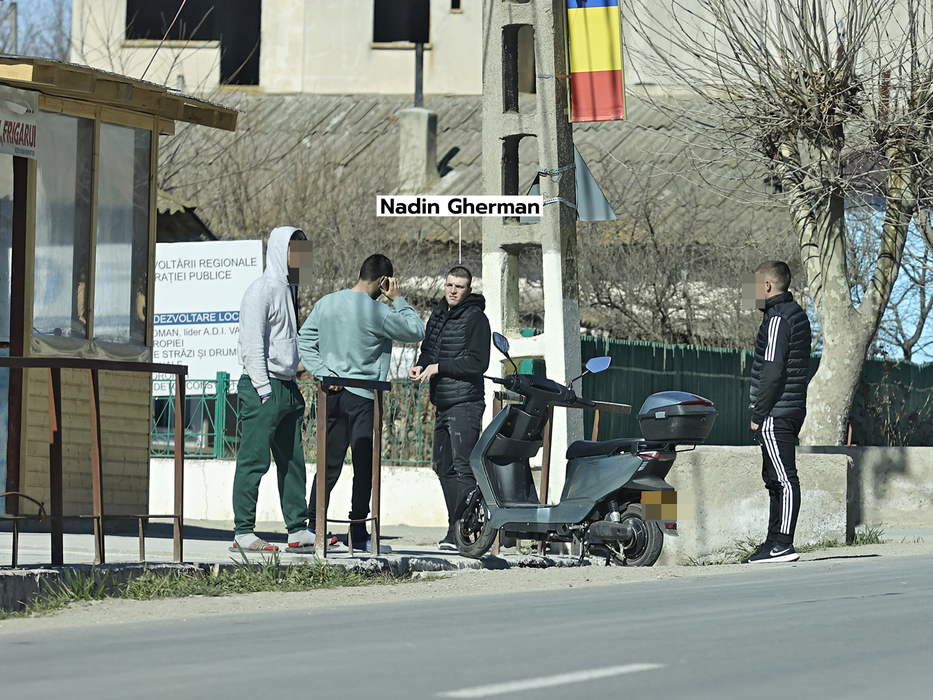 Nadin Gherman a fost lăsat de tatăl natural într-un orfelinat, iar mai apoi dus într-un spital în care sunt tratate persoanele cu afecțiuni psihice / (Sursa: CANCAN.RO)