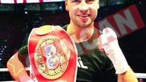 Lucian Bute e campionul nostru!