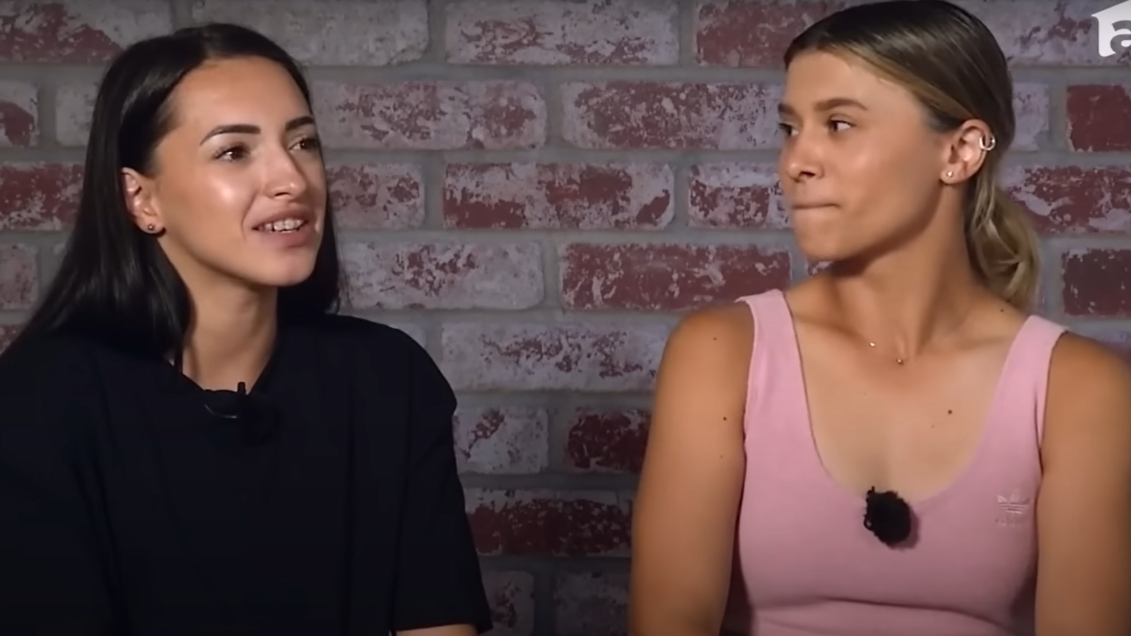 Surpriză la Chefi la Cuțite, în ediția din 18 aprilie! Diana Bulimar și Larisa Iordache, foste concurente America Express, vin în show-ul culinar de la Antena 1