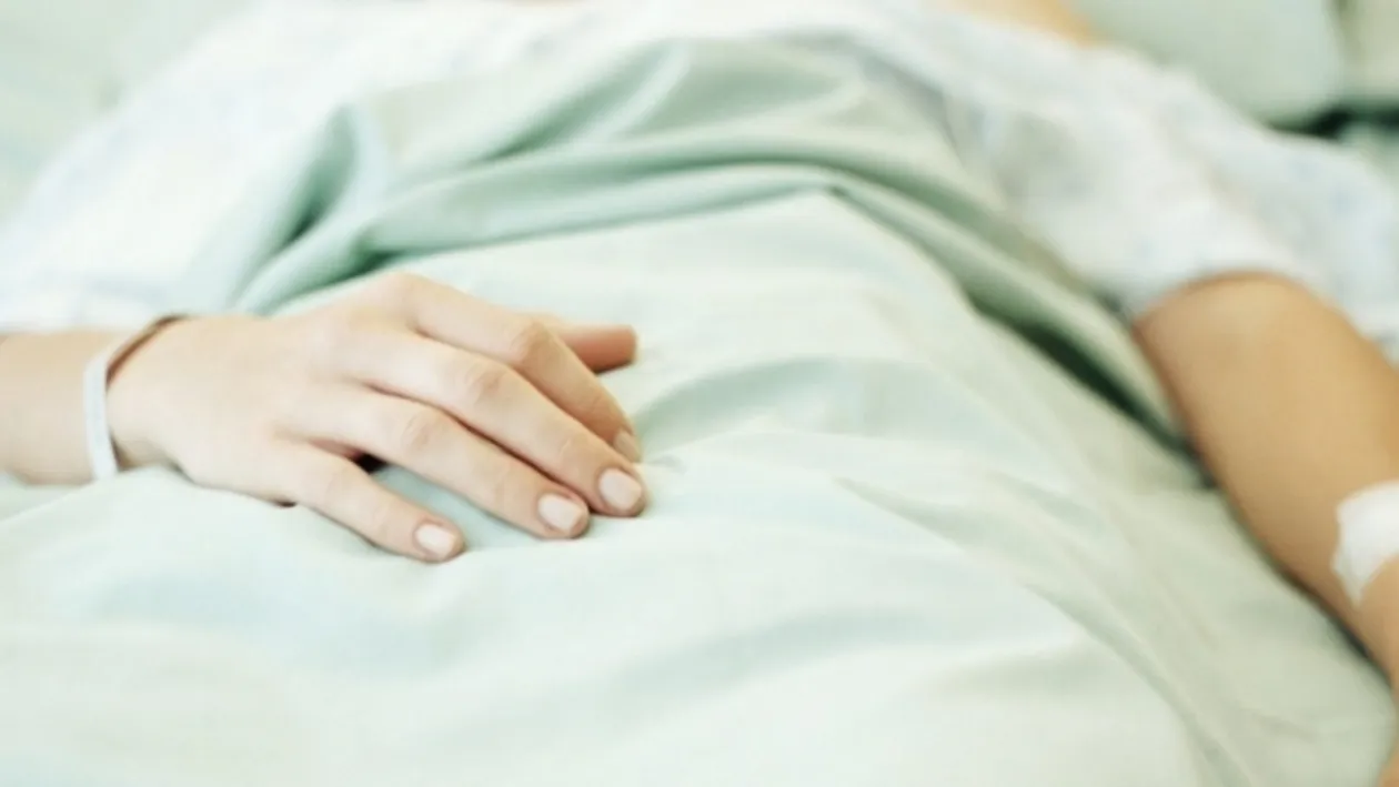 O tânără mămică are nevoie de ajutor! Se caută donatori de plasmă, femeia este în comă