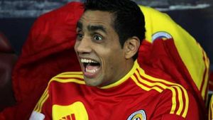 Ghinioanele se țin lanț de Bănel Nicoliță! După ce a ajuns la fundul sacului, a rămas și fără nevastă. Celebrul fotbalist a divorțat