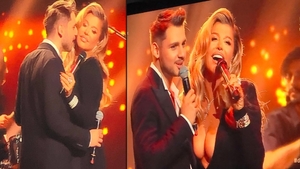 Loredana Groza și nepotul lui Florin Salam, în tandrețuri pe scena X Factor. S-au comportat ca doi îndrăgostiți