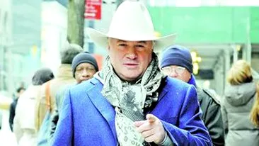 Trecutul tumultuos al romanului Nello Balan, proprietarul unuia dintre cele mai luxoase restaurante din New York. Fustangiu, scandalagiu si caftangiu