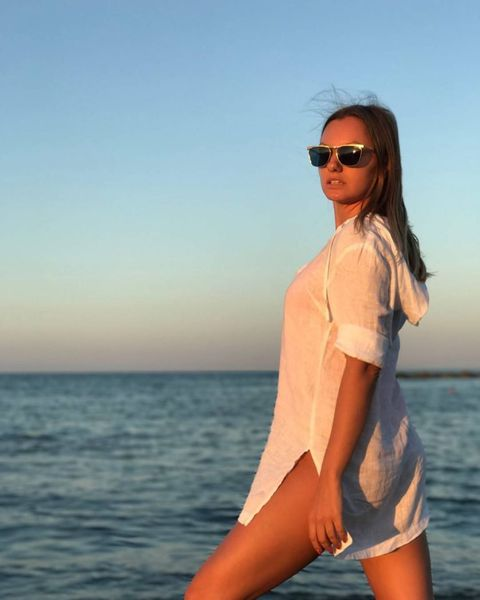 Fără nicio rușine! Imagini cu Alexandra Stan dezbrăcată, făcute publice astăzi