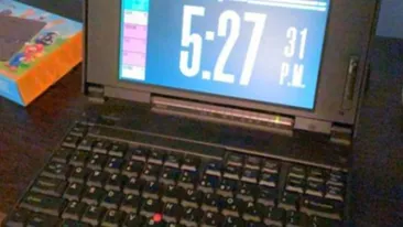 A cumpărat cu 5 dolari acest laptop fabricat în 1996! Bărbatul a rămas mască când s-a uitat în arhivă