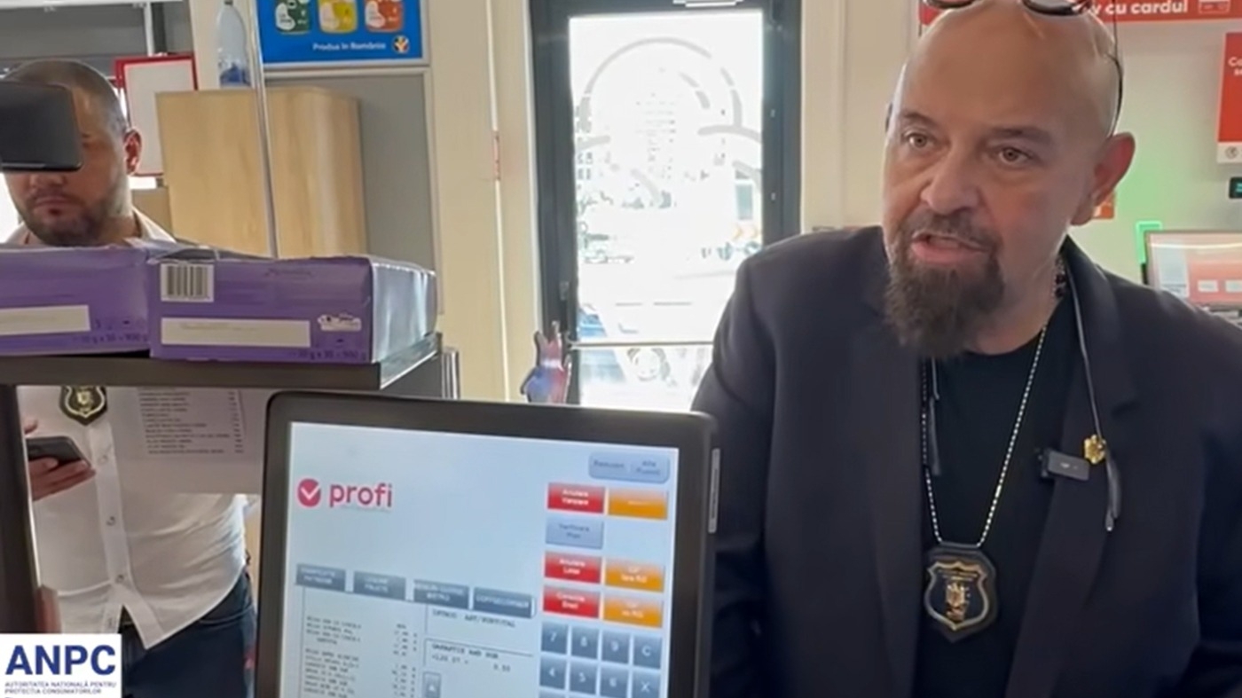 "Vă interesează decât banii!" Ce a putut găsi Piedone într-un Profi din Mamaia. Șeful ANPC a închis imediat magazinul