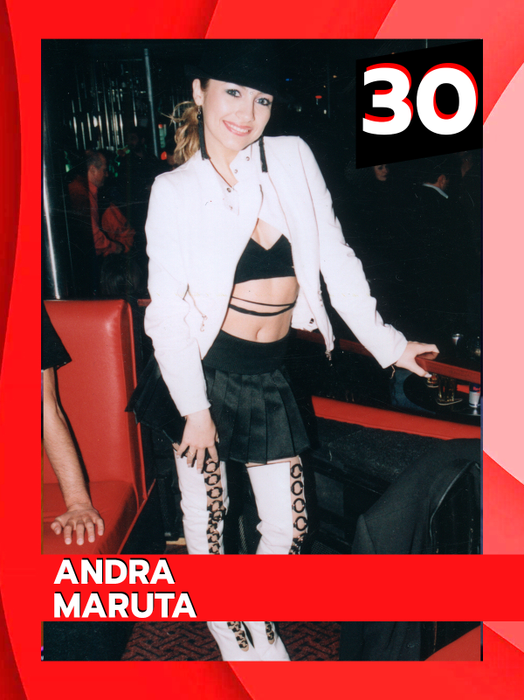 Moda anilor 2000 care nu s-ar mai purta azi nici pe TikTok! Așa arătau „pe vremuri” vedetele