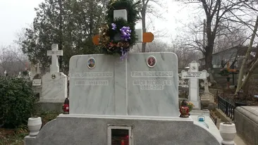 Iti ingheata sangele in vine cand afli povestea pozei de pe mormantul Micai! Tatal sau nu poate vorbi despre asta fara sa planga!