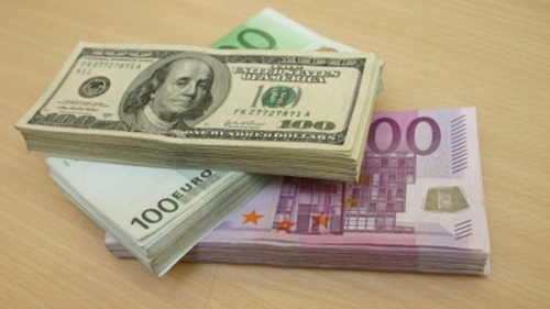 Veste bună pentru românii cu rate la bănci! Anuntul făcut de BNR care îţi poate face sărbătorile de Paste mai frumoase