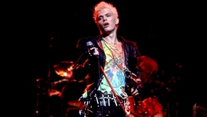 Billy Idol vorbeste deschis despre problemele cu drogurile: "Nu sunt curat, in mod clar nu sunt curat"