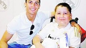 Gestul unui campion adevarat. Ronaldo a dedicat golurile unui copil grav bolnav