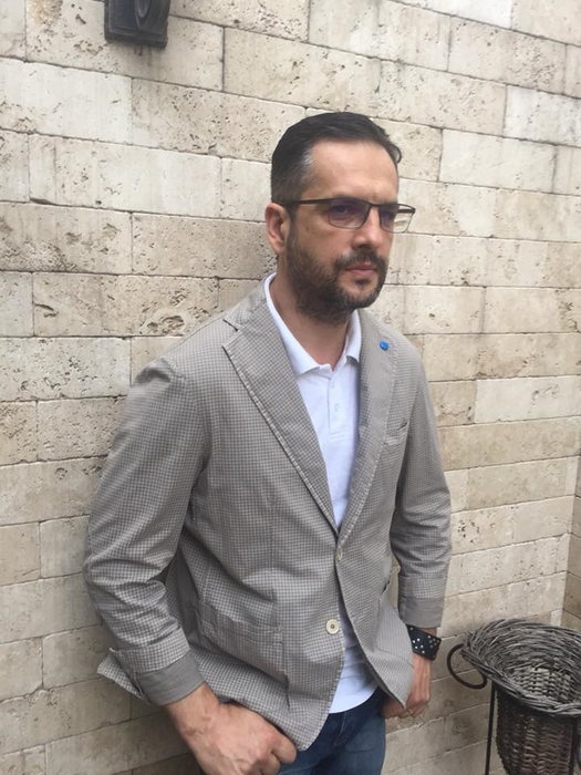 Mădălin Ionescu, dat în vileag! Ce fotografie a găsit fiica sa când s-a uitat în album