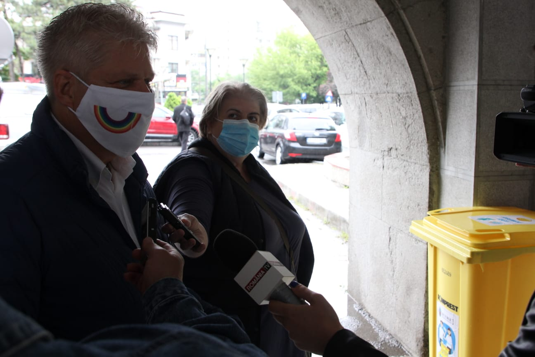 Primăria Sectorului 1 a achiziționat pubele speciale pentru deșeurile medicale. Acestea vor fi amplasate în școli și la intrarea în parcuri