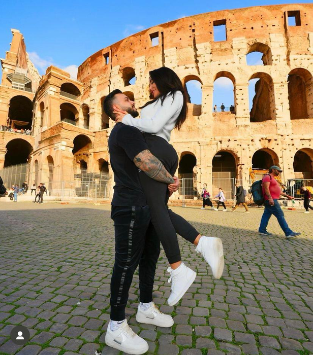 Elena Ionescu și noul ei iubit (Sursă: Instagram)
