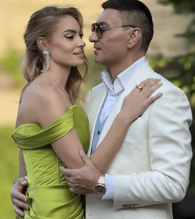 Cum au apărut Valentina Pelinel și Cristi Borcea la nunta Mihaelei? Au furat toate privirile
