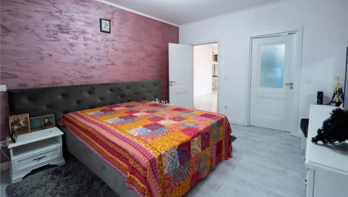 Cum arată vila de 600.000 de euro a lui Lucian Goian. Fostul fotbalist vrea să o vândă!